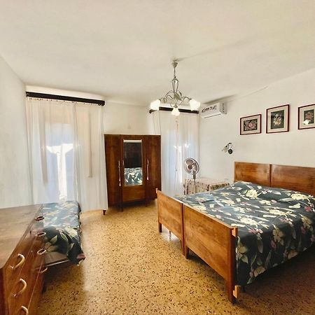 L'Encanto De Luna -Una Casa Autentica Comacchiese Комаккьо Экстерьер фото
